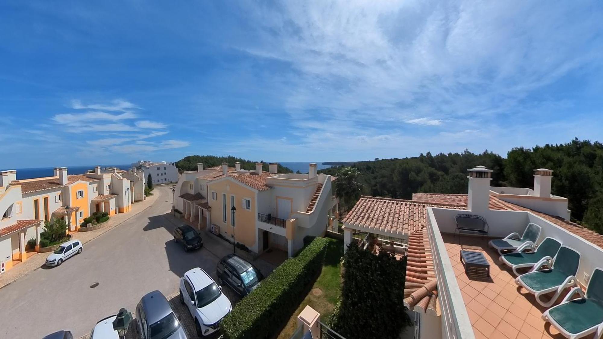 The View - Santo Antonio Villas, Golf & Spa Salema Oda fotoğraf