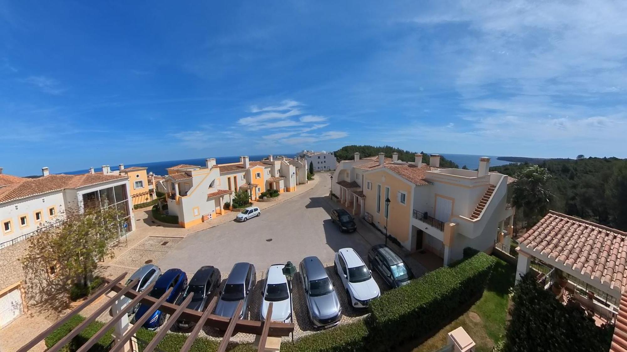 The View - Santo Antonio Villas, Golf & Spa Salema Oda fotoğraf
