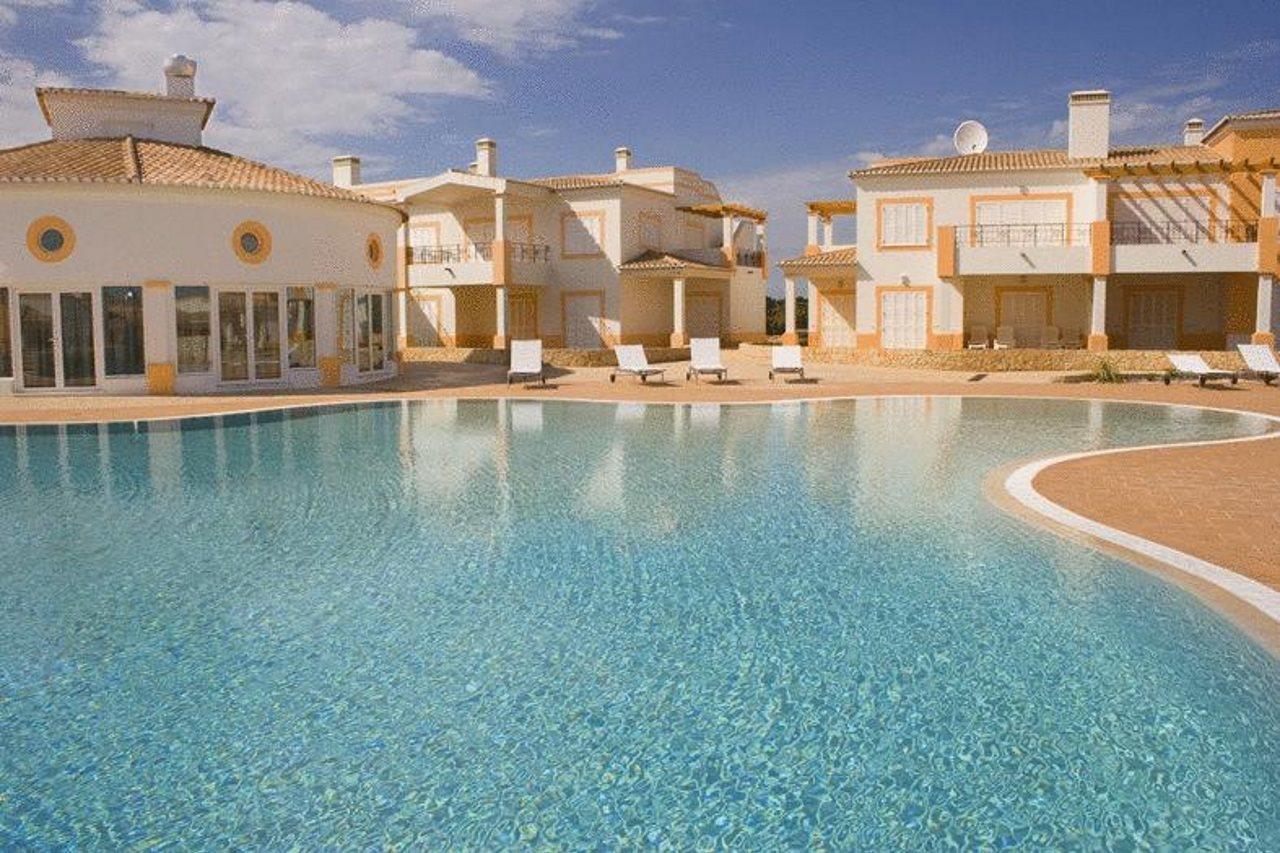 The View - Santo Antonio Villas, Golf & Spa Salema Konforlar fotoğraf